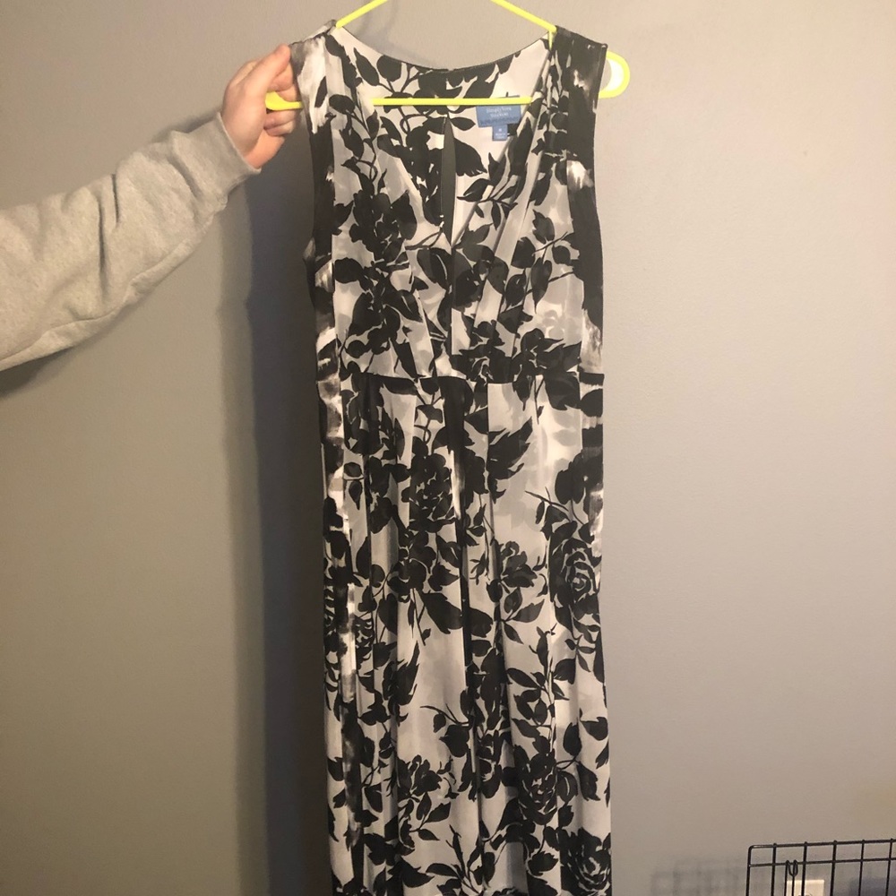 Simply Vera size medium high low dress